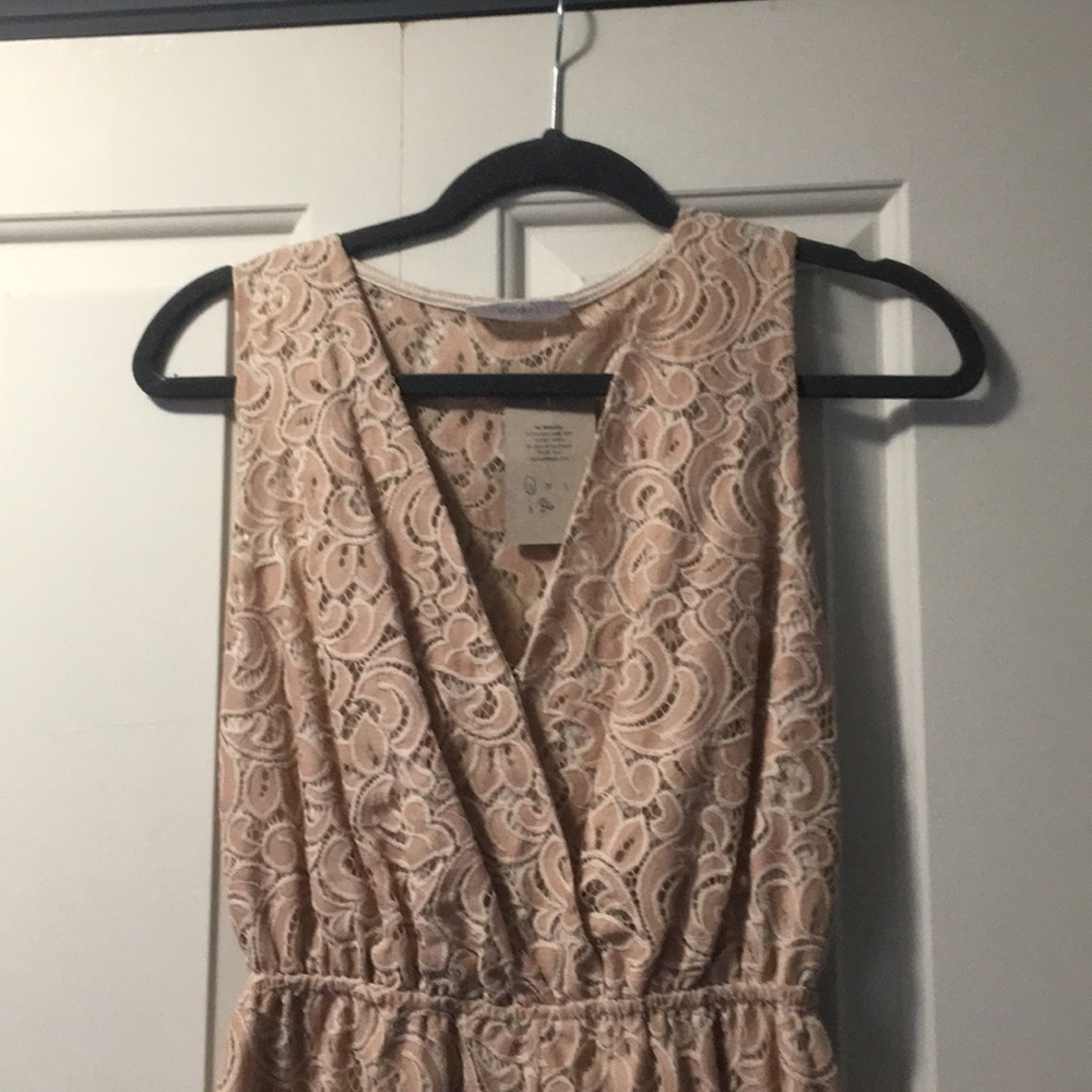 Nude romper - Picture 2 of 3
